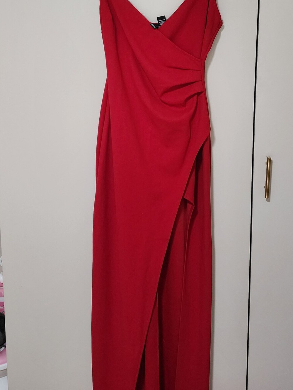 Windsor Spaguetti Straps Red Wrap Evening Gown